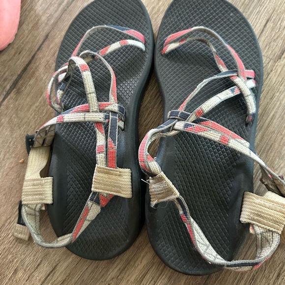 Women’s Chaco sandals - Picture 1 of 3